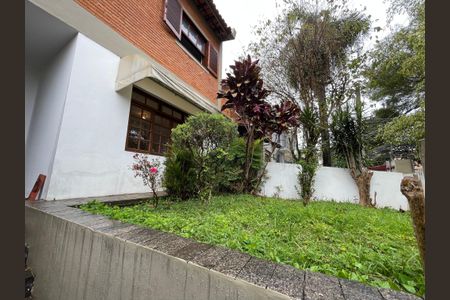 Casa à venda com 222m², 4 quartos e 3 vagas Casa à venda com 222m², 4 quartos e 3 vagasJardim