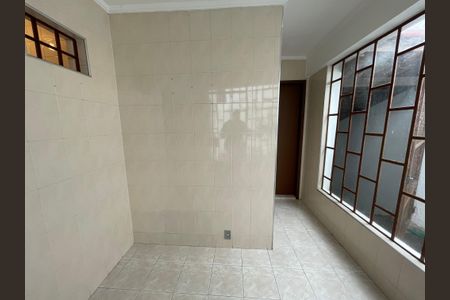 Casa à venda com 222m², 4 quartos e 3 vagas Casa à venda com 222m², 4 quartos e 3 vagasCozinha