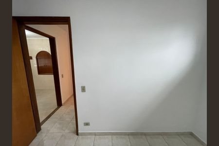 Casa à venda com 222m², 4 quartos e 3 vagas Casa à venda com 222m², 4 quartos e 3 vagasQuarto 4
