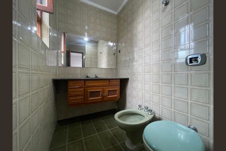 Casa à venda com 222m², 4 quartos e 3 vagas Casa à venda com 222m², 4 quartos e 3 vagasBanheiro do Quarto 3