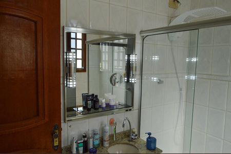 Casa à venda com 165m², 4 quartos e 2 vagasBanheiro da Suíte 1