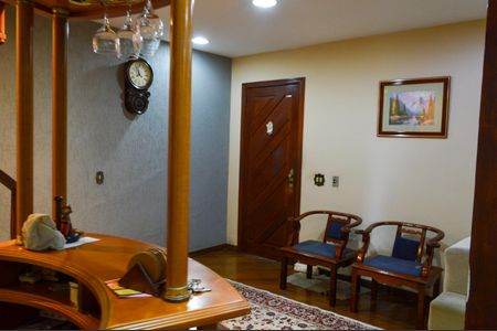 Casa à venda com 165m², 4 quartos e 2 vagasSala de Estar