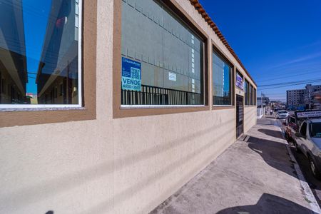 Casa de condomínio à venda com 65m², 2 quartos e 1 vagaFachada