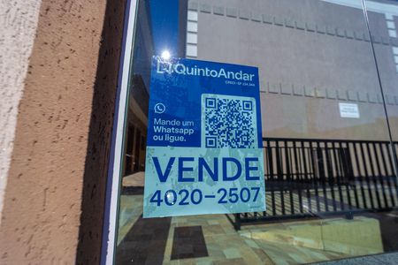 Casa de condomínio à venda com 65m², 2 quartos e 1 vagaPlaca