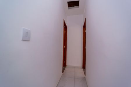 Casa de condomínio à venda com 65m², 2 quartos e 1 vagacorredor