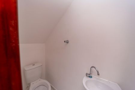 Casa de condomínio à venda com 65m², 2 quartos e 1 vagaLavabo