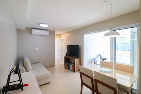 Apartamento à venda com 85m², 2 quartos e 2 vagasSala