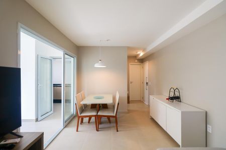 Apartamento à venda com 85m², 2 quartos e 2 vagasSala