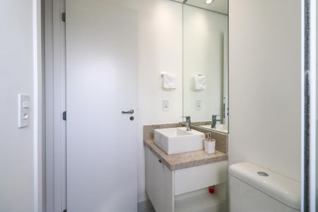 Apartamento à venda com 85m², 2 quartos e 2 vagasBanheiro da Suíte 1