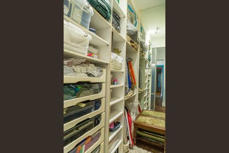 Apartamento à venda com 134m², 3 quartos e 3 vagasCloset da Suíte 3