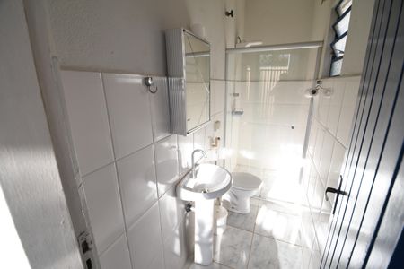 Casa à venda com 241m², 3 quartos e 1 vagaCasa 2 - Banheiro de Serviço