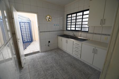 Casa à venda com 241m², 3 quartos e 1 vagaCasa 2 - Cozinha