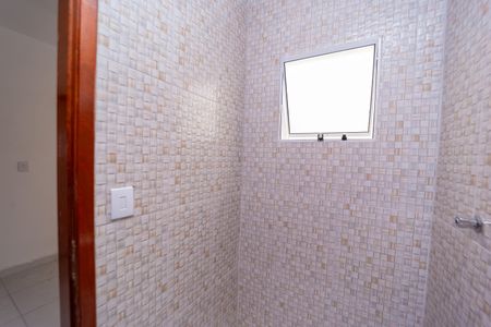 Casa de condomínio à venda com 65m², 2 quartos e 1 vaga Casa de condomínio à venda com 65m², 2 quartos e 1 vagaBanheiro Suíte 2