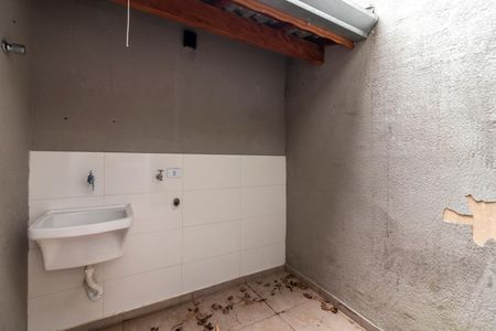 Casa de condomínio para alugar com 65m², 2 quartos e 1 vagaÁrea de Serviço