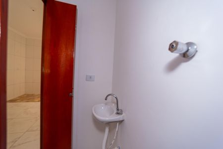 Casa de condomínio à venda com 65m², 2 quartos e 1 vagaLavabo