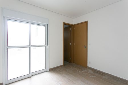 Apartamento à venda com 135m², 2 quartos e 4 vagasSuíte 2