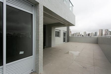 Apartamento à venda com 135m², 2 quartos e 4 vagasVaranda gourmet