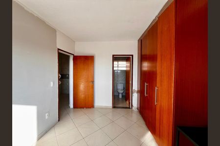 Apartamento à venda com 47m², 1 quarto e sem vagaQuarto