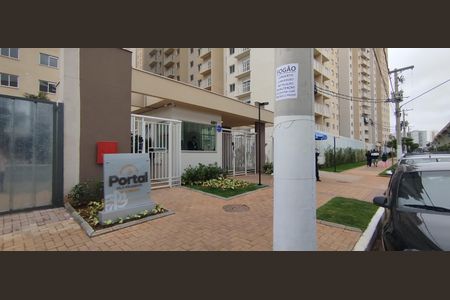 Apartamento para alugar com 35m², 2 quartos e sem vagaFachada e portaria