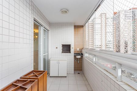 Apartamento à venda com 77m², 2 quartos e 2 vagasVaranda