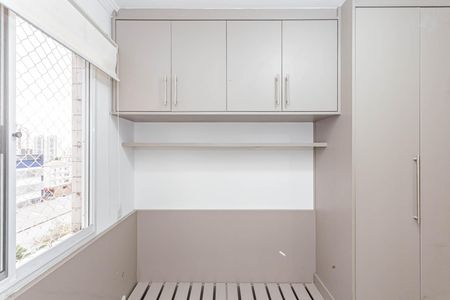 Apartamento à venda com 77m², 2 quartos e 2 vagasSuíte