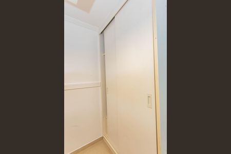 Apartamento à venda com 77m², 2 quartos e 2 vagasQuarto