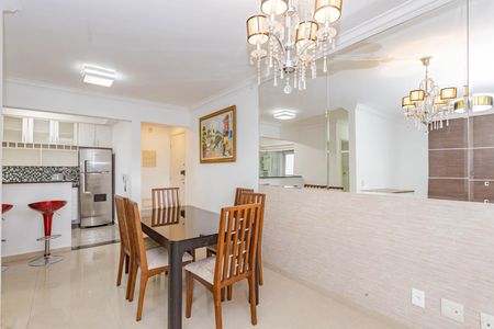 Apartamento à venda com 77m², 2 quartos e 2 vagasSala