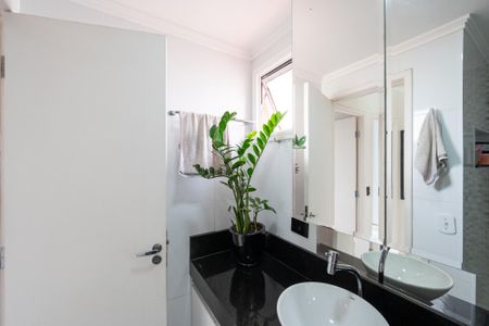 Apartamento à venda com 60m², 2 quartos e 1 vagaBanheiro Social