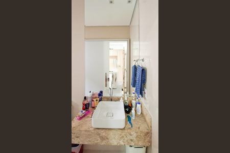 Casa à venda com 140m², 3 quartos e 2 vagasBanheiro da Suíte