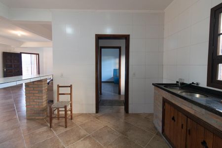 Casa à venda com 267m², 3 quartos e 5 vagas Casa à venda com 267m², 3 quartos e 5 vagasCozinha