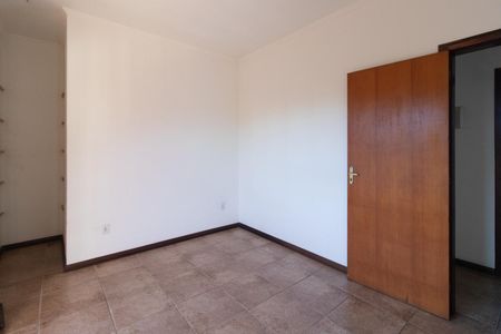 Casa à venda com 267m², 3 quartos e 5 vagas Casa à venda com 267m², 3 quartos e 5 vagasSuíte 3