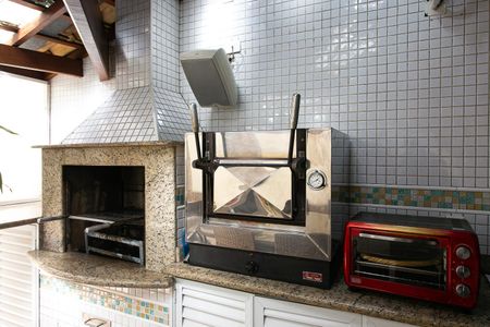 Casa à venda com 289m², 3 quartos e 6 vagas Casa à venda com 289m², 3 quartos e 6 vagasÁrea Gourmet - Churrasqueira e Forno