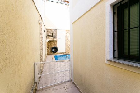 Casa à venda com 289m², 3 quartos e 6 vagas Casa à venda com 289m², 3 quartos e 6 vagasCorredor