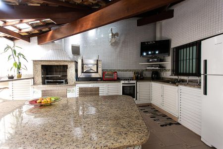 Casa à venda com 289m², 3 quartos e 6 vagas Casa à venda com 289m², 3 quartos e 6 vagasÁrea Gourmet