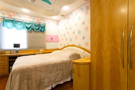 Casa à venda com 289m², 3 quartos e 6 vagas Casa à venda com 289m², 3 quartos e 6 vagasQuarto 2