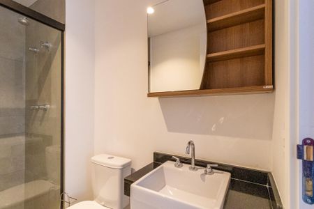 Studio à venda com 30m², 1 quarto e sem vaga Studio à venda com 30m², 1 quarto e sem vagaBanheiro