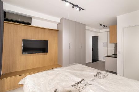 Studio à venda com 30m², 1 quarto e sem vaga Studio à venda com 30m², 1 quarto e sem vagaStudio