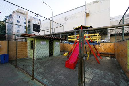 Apartamento à venda com 73m², 3 quartos e 1 vagaÁrea comum - Playground