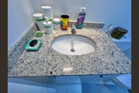 Apartamento à venda com 160m², 2 quartos e 2 vagasBanheiro da Suíte