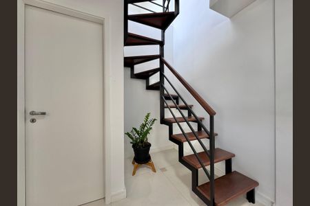 Apartamento à venda com 160m², 2 quartos e 2 vagasSala