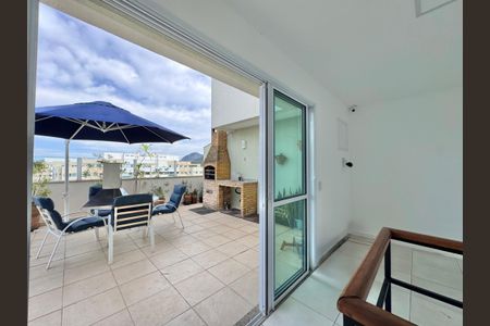 Apartamento à venda com 160m², 2 quartos e 2 vagasSaleta