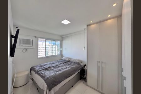 Apartamento à venda com 160m², 2 quartos e 2 vagasSuíte