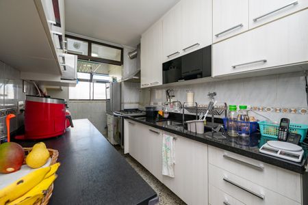 Apartamento à venda com 137m², 3 quartos e 2 vagasCozinha