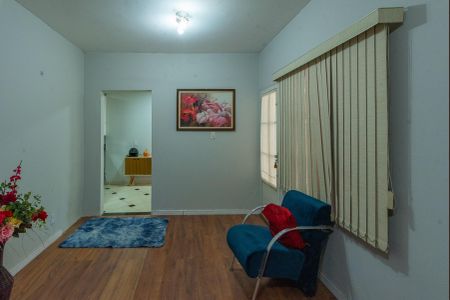 Casa à venda com 169m², 2 quartos e 1 vaga Casa à venda com 169m², 2 quartos e 1 vagaSala