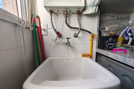 Apartamento à venda com 80m², 2 quartos e 1 vaga Apartamento à venda com 80m², 2 quartos e 1 vagaÁrea de Serviço