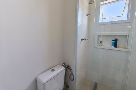 Apartamento à venda com 80m², 2 quartos e 1 vaga Apartamento à venda com 80m², 2 quartos e 1 vagaBanheiro Suíte