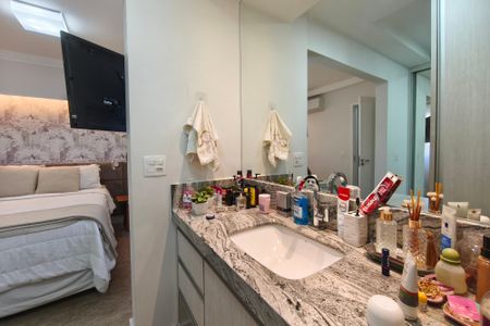 Apartamento à venda com 80m², 2 quartos e 1 vaga Apartamento à venda com 80m², 2 quartos e 1 vagaBanheiro Suíte