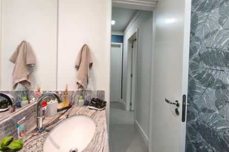 Apartamento à venda com 80m², 2 quartos e 1 vaga Apartamento à venda com 80m², 2 quartos e 1 vagaBanheiro Social