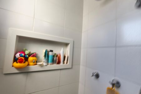 Apartamento à venda com 80m², 2 quartos e 1 vaga Apartamento à venda com 80m², 2 quartos e 1 vagaBanheiro Social