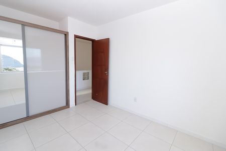 Casa de condomínio à venda com 380m², 5 quartos e 2 vagas Casa de condomínio à venda com 380m², 5 quartos e 2 vagasQuarto 2